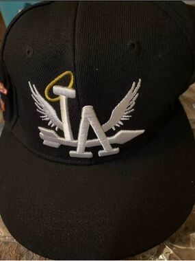 LA Winged Logo Black Baseball Cap - Unbranded